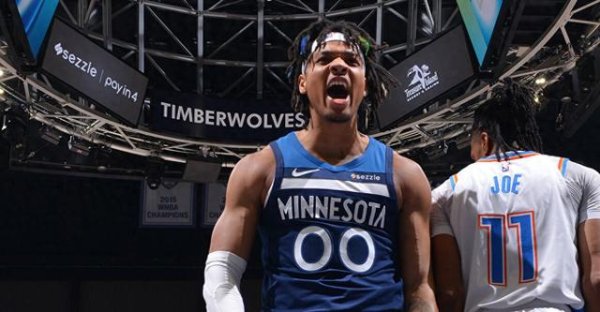 天织股票配资 小香农：还没证明过些什么 想统治夏联并展示我的天赋