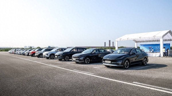 无忧配 重新认知上汽通用五菱，爆款制造机回来了